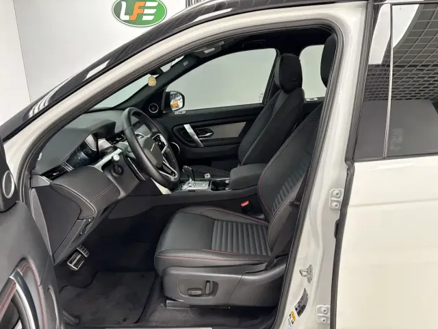 Land Rover Discovery Sport — Фото автомобиля 12