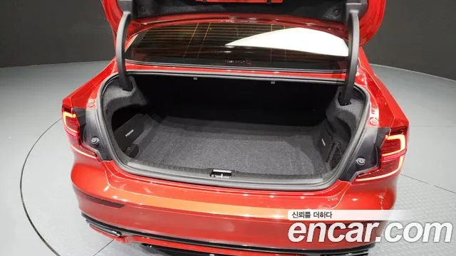 Вольво S60 S60 третьего поколения B5 R-Design — Фото автомобиля 20