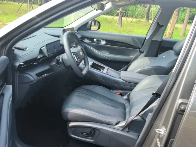 Geely Galaxy E5 — Фото автомобиля 5