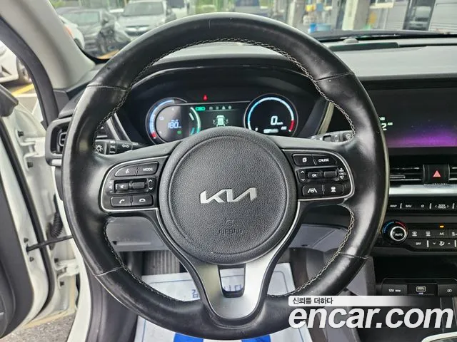 Kia Niro Niro Plus Earth — Фото автомобиля 15