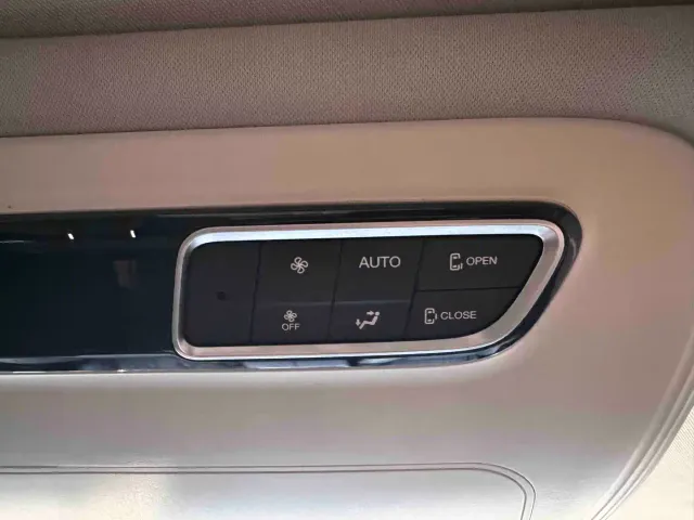 GAC Trumpchi M8 — Фото автомобиля 16
