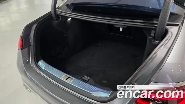 Mercedes-Benz S-Class — Фото автомобиля 10