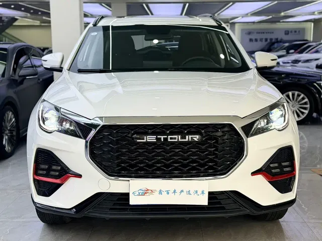 Jetour X70 — Фото автомобиля 2