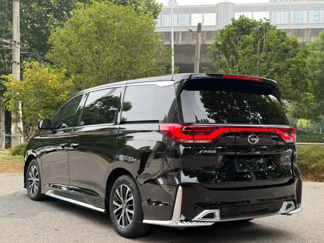 GAC Trumpchi M8 — Фото автомобиля 6