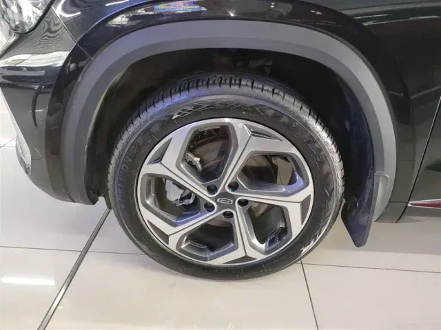 Geely Xingyue L — Фото автомобиля 22