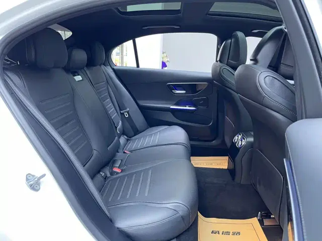 Mercedes-Benz C-Class — Фото автомобиля 18