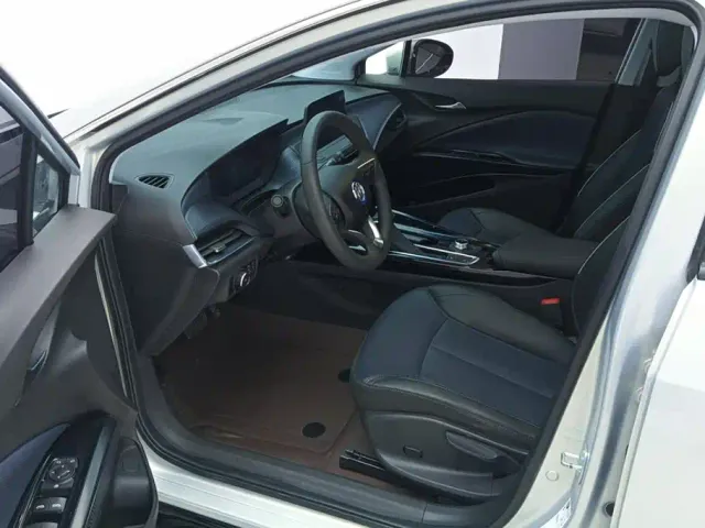 Buick Velite 6 — Фото автомобиля 9