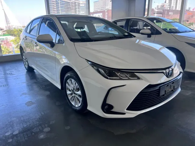 Toyota Corolla — Фото автомобиля 3