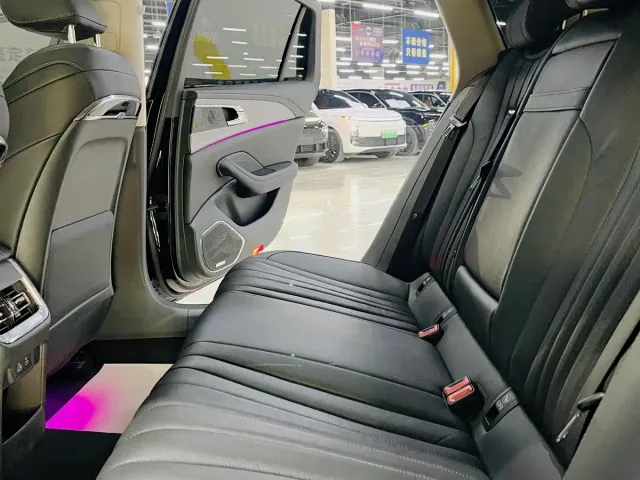 Hongqi H5 — Фото автомобиля 8