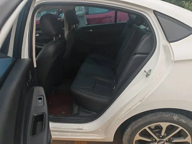 Chery Arrizo 5 — Фото автомобиля 16