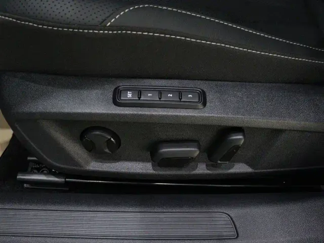 Volkswagen Passat — Фото автомобиля 17