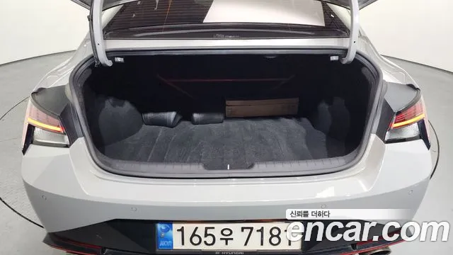 Hyundai AVANTE — Фото автомобиля 19