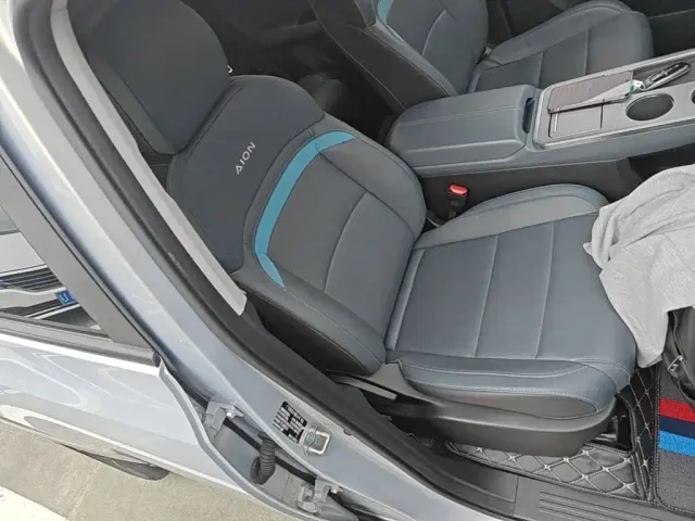 GAC Aion Y — Фото автомобиля 24