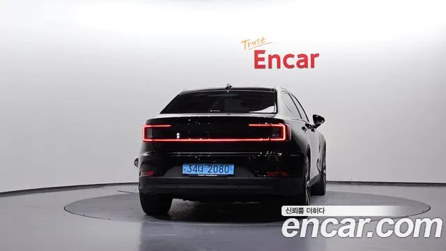 Polestar Polestar 2 — Фото автомобиля 4