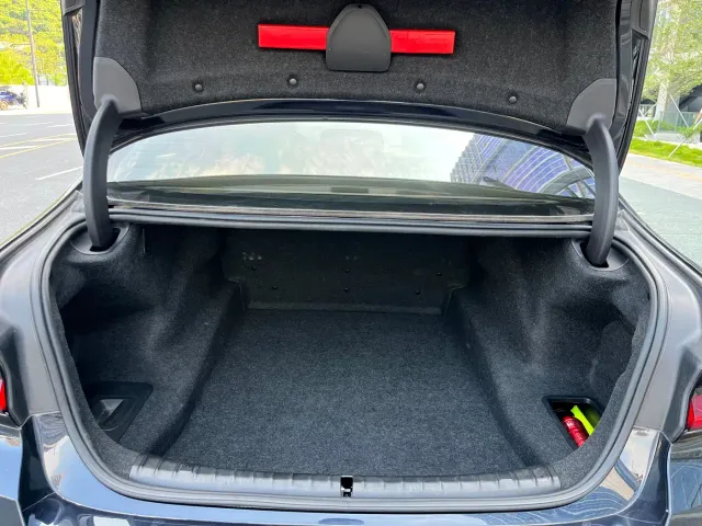 BMW 5 Series — Фото автомобиля 19
