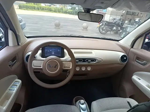 Wuling Hongguang Mini EV — Фото автомобиля 9