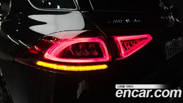 Mercedes-Benz GLE-Class — Фото автомобиля 15