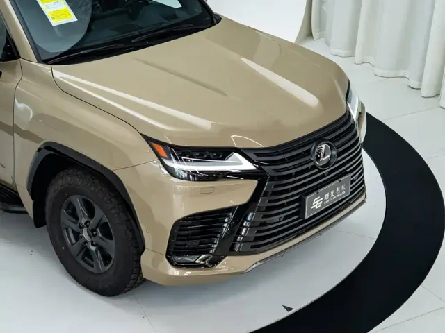 Lexus LX — Фото автомобиля 25