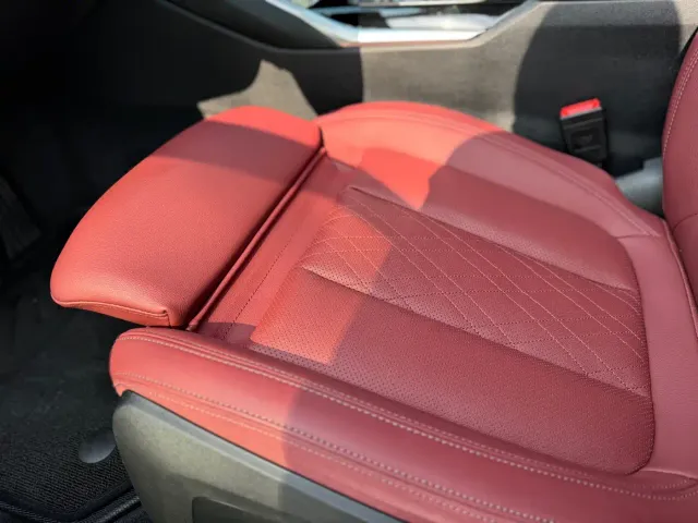 BMW 3 Series — Фото автомобиля 12