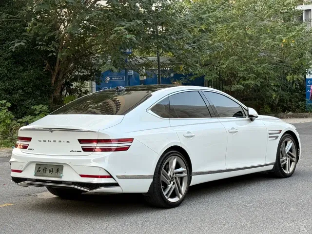 Genesis G80 — Фото автомобиля 5