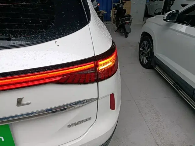 Haval H6 — Фото автомобиля 7