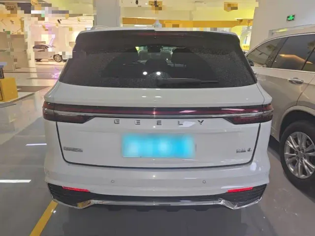 Geely Xingyue L — Фото автомобиля 5