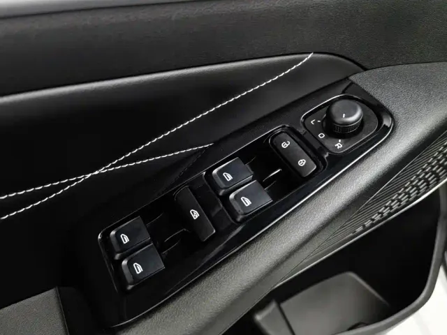Geely Emgrand — Фото автомобиля 9