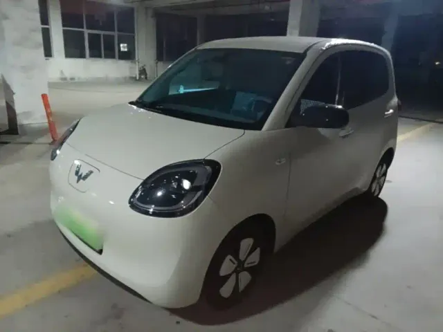 Фотография автомобиля — Wuling Hongguang Mini EV
