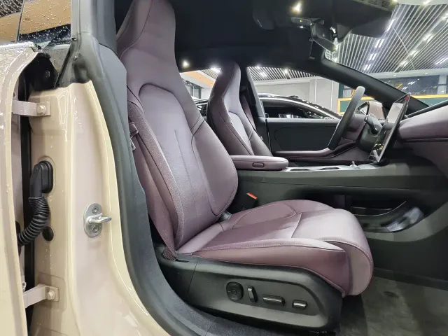 Nio ET5 Touring — Фото автомобиля 11