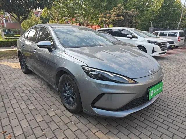 BYD Seal 05 DM-i — Фото автомобиля 3