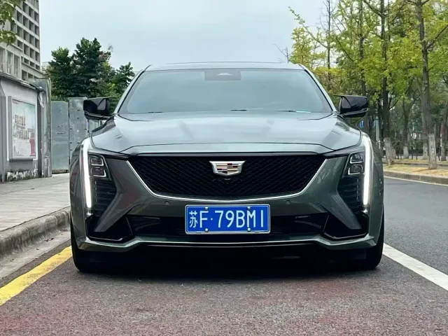 Cadillac CT5 — Фото автомобиля 2