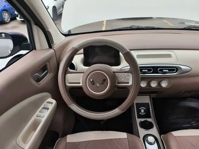 Wuling Hongguang Mini EV — Фото автомобиля 10