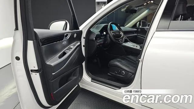 Genesis GV80 — Фото автомобиля 15