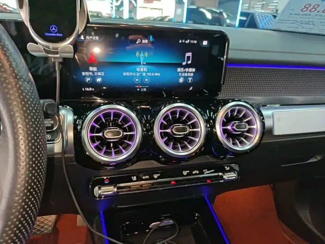 Mercedes-Benz GLB-Class — Фото автомобиля 12
