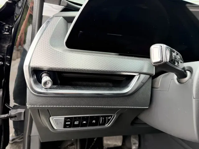 Cadillac XT5 — Фото автомобиля 10