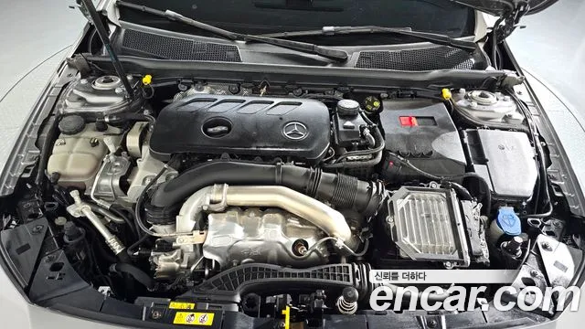Mercedes-Benz A-Class W177 — Фото автомобиля 6