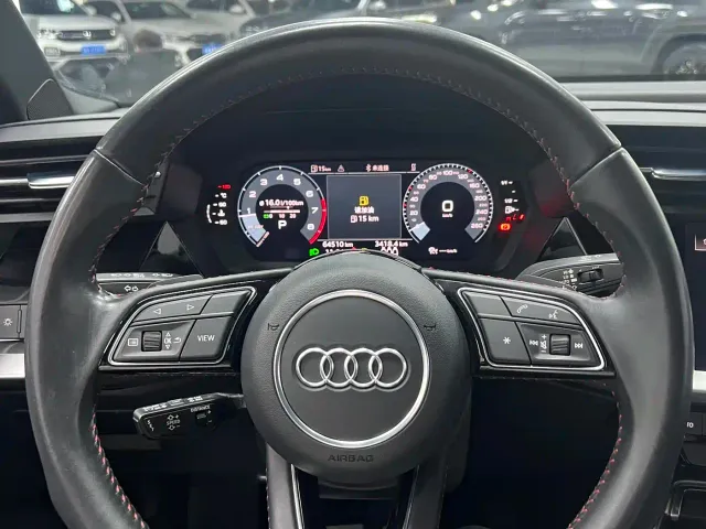 Audi A3 — Фото автомобиля 8