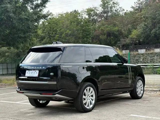 Land Rover Range Rover — Фото автомобиля 9
