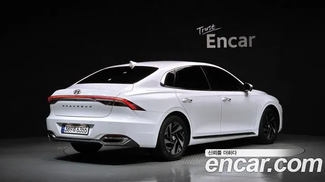 Hyundai Grandeur — Фото автомобиля 2