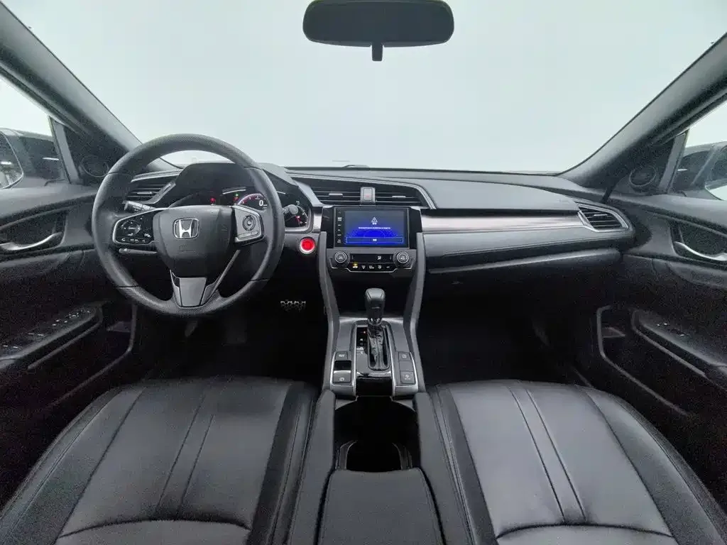 Honda Civic 2021 HATCHBACK 220TURBO CVT Trendy Cool — Фото автомобиля 5