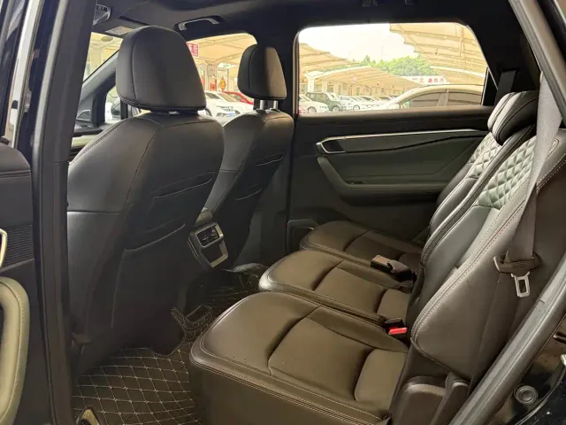 Geely Haoyue L — Фото автомобиля 5