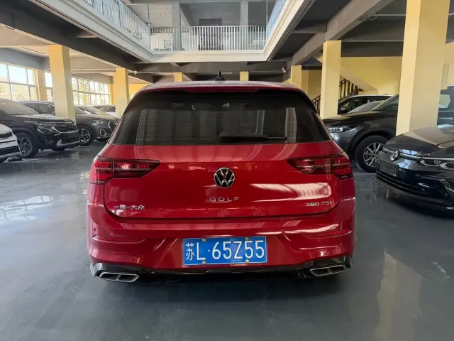 Volkswagen Golf — Фото автомобиля 6