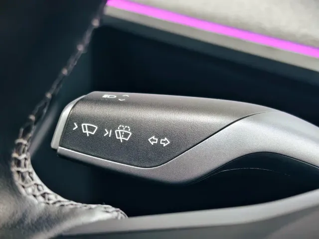 Tesla Model Y — Фото автомобиля 27