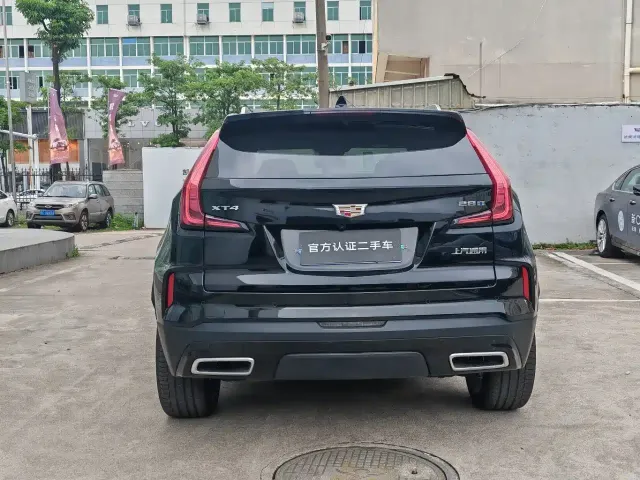 Cadillac XT4 — Фото автомобиля 4