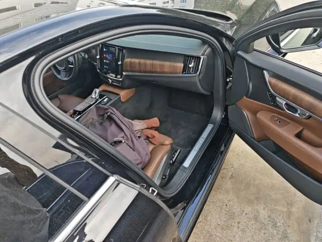 Volvo S90 — Фото автомобиля 8