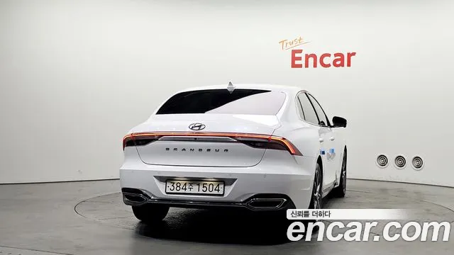 Hyundai Grandeur — Фото автомобиля 4