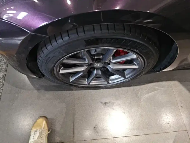 Tesla Model 3 — Фото автомобиля 22
