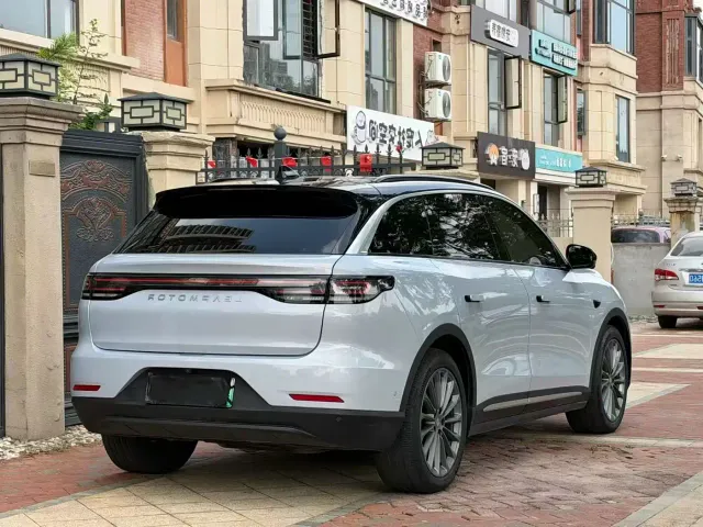 Leapmotor C11 — Фото автомобиля 7
