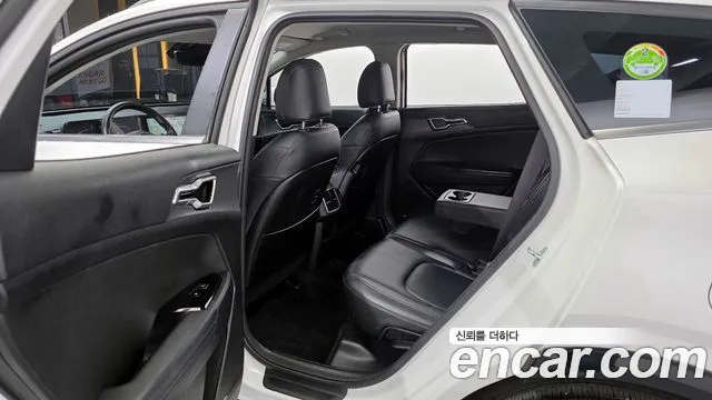 Kia Sportage Sportage 5-е поколение Дизель 2.0 2WD — Фото автомобиля 11