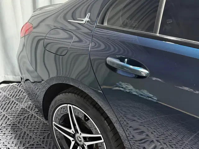 Mercedes-Benz C-Class — Фото автомобиля 7